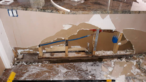 Best Emergency water damage restoration  in Medford, NY